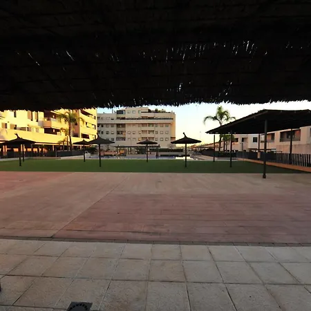 Tres Olivos Piscina Dos Banos